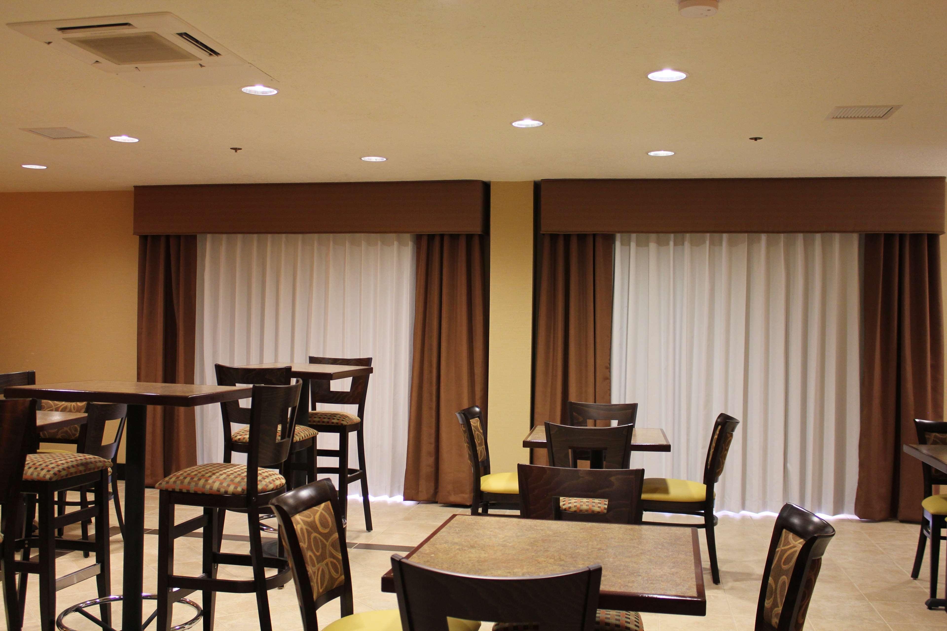Best Western Plus Grand Manor Inn Springfield Exterior photo