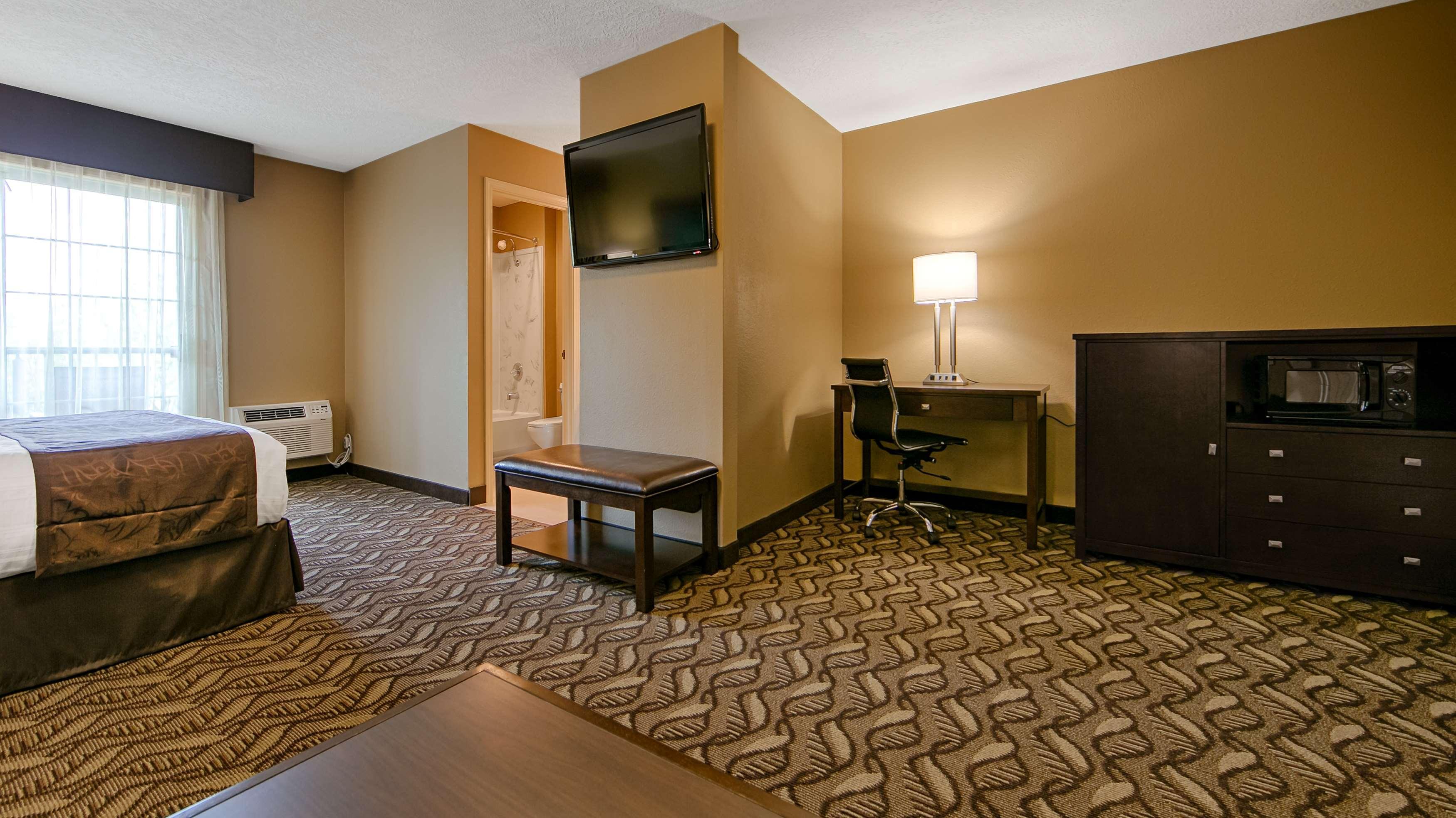 Best Western Plus Grand Manor Inn Springfield Exterior photo