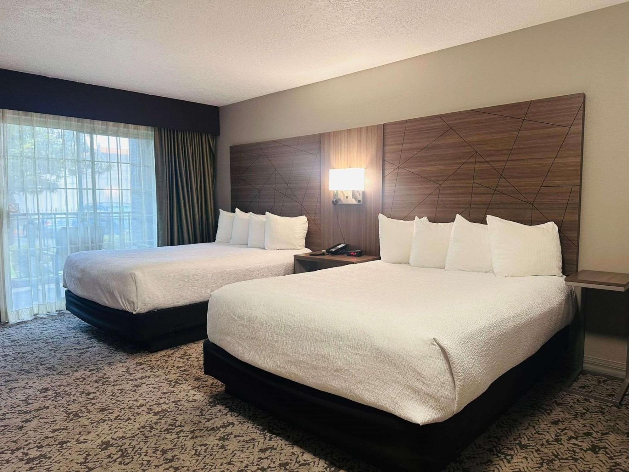 Best Western Plus Grand Manor Inn Springfield Exterior photo