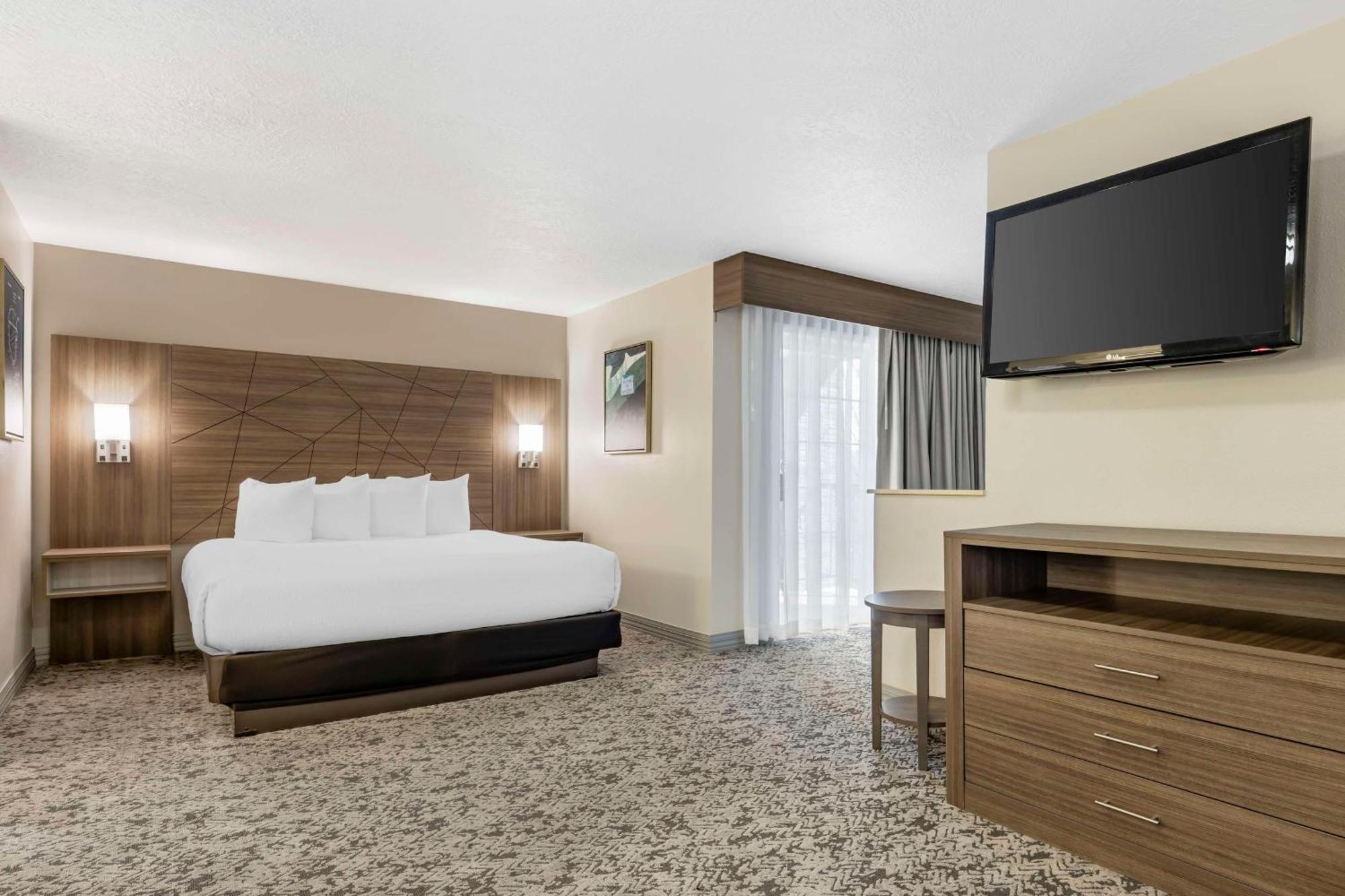Best Western Plus Grand Manor Inn Springfield Exterior photo